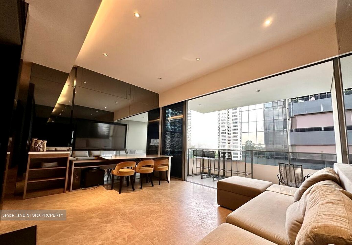 King's Road (D10), Condominium #481038701